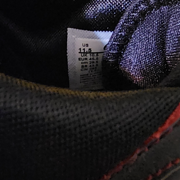 Nike LeBron Christmas (2019) - Picture 8 of 11